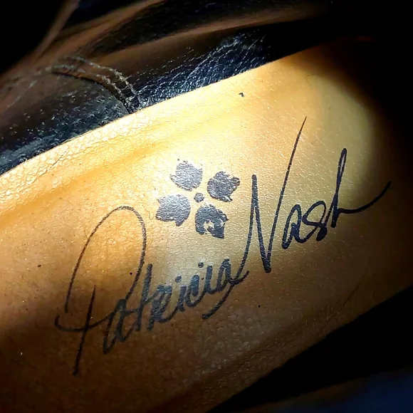 Patricia Nash tartan plaid booties, size 5.5 - Picture 6 of 10